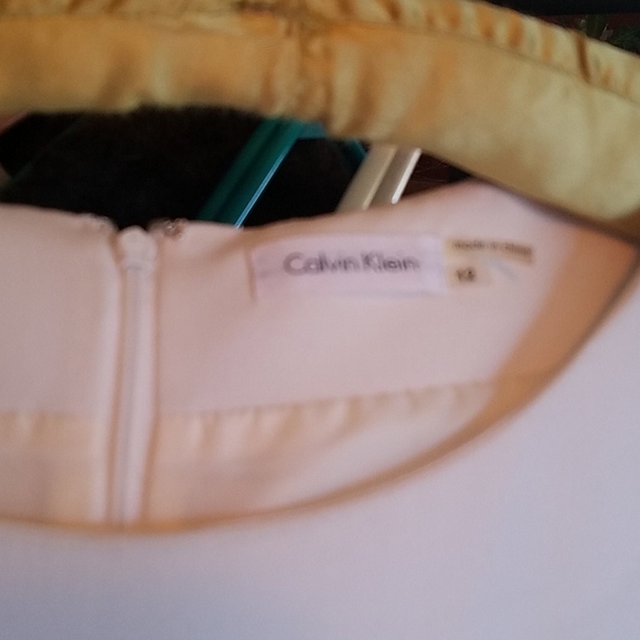 Cream and black Calvin Klein dress - Picture 3 of 6